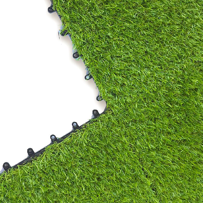 Revoluția verde: viitorul plăcilor de iarbă artificială